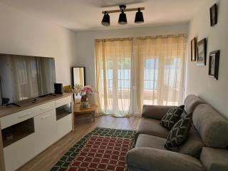 Lindo Quintal Estoril Guest House - Bicas - 0