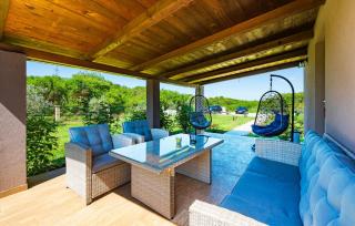 2 Bedroom Cozy Home In Pula - 8