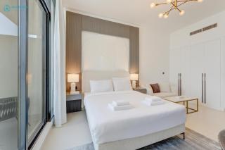 Bright & Luxury Studio with Balcony in Al Furjan - 2