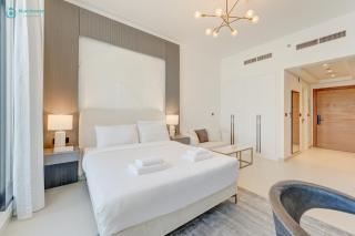 Bright & Luxury Studio with Balcony in Al Furjan - 4