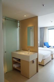 Sea View Standard Room in The Arena Resort Cam Ranh - - 6