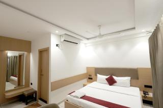 Hotel Shagun, Piplod City Centre Surat - 9