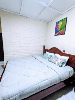 Room in Art studio - Kigali - 4