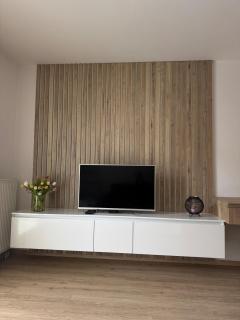 Stylish & Cozy Stay, Mid-Town - Banská Bystrica - 2