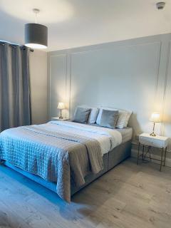 Starlight Apartments, Suite 6, Letterkenny Town - Letterkenny - 0