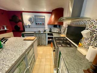 Self catering Accommodation for the Larger Group - Úbeda - 4
