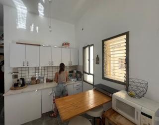 Sunlit studio with cozy balcony, Florentin Tel Aviv - Tel Aviv-Jaffa - 4