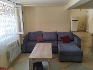 Armenia Home - Pʼarakʼar - 5