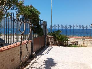 Casa Fronte Mare - Isola delle Femmine - 9