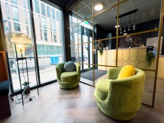 Studio Living at Lady Nicolson Court - 5