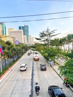 Spacious 3BR near US Embassy, Manila Ocean Park - Manila - 9