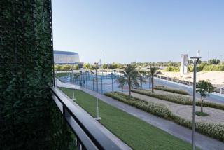 Luxury Stay 1BDR Apartment with Pool & Gym in Waters Edge - Abu Dhabi - 8