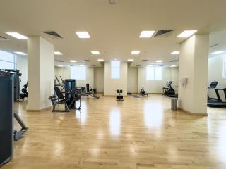 Luxury Stay 1BDR Apartment with Pool & Gym in Waters Edge - Abu Dhabi - 6