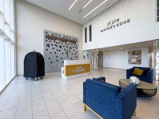 Luxury Stay 1BDR Apartment with Pool & Gym in Waters Edge - Abu Dhabi - 3