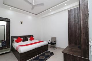 Hotel O Flourish - Ghaziabad - 0