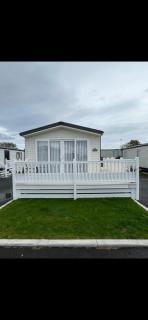 Robin hood hawthorn view - Rhyl - 2