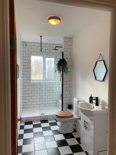 Homely flat just off Leigh Broadway - Southend-on-Sea - 8