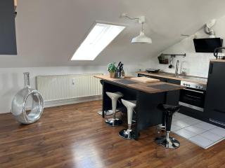 Moderne & stilvolle Wohnung klimatisiert - Messe & Flughafen München - Poing - 9