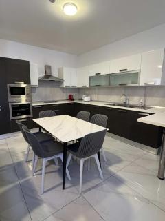 3 Bedrm Penthouse Amazing Views - San Pawl il-Baħar - 8