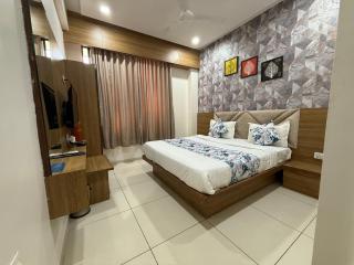 Hotelsuncity inn - Vadodara - 3