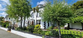 Holcombe House Guest House - Llandudno - 0