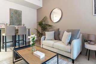 HAVN - Studio in La Riviera Azure JVC, Pool View - 4