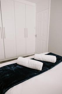 Badger Lane - 3 Bedroom House, parking and garden! - 6