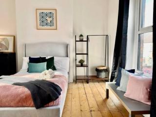 Perfect Base for Work & Leisure in Newport! - Newport - 4