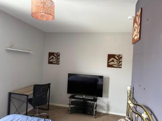 Bettys master bedroom - Stockton-on-Tees - 6