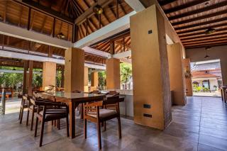 LUXTORI Arugambay - In-house guests are entitled to a 10 percent off at Cilantro Restaurant, Bloom Cafe, and Zeste Bar Lounge - Arugam Bay - 1