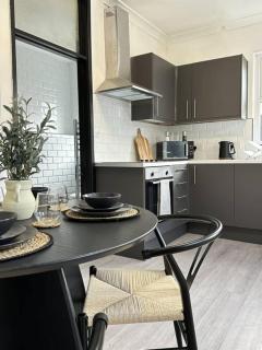 Modern Apartment Near Newport City Centre! - Newport - 5
