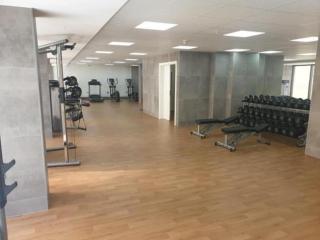 New CP Top floor luxury studio - 9