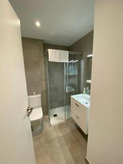 New CP Top floor luxury studio - 4