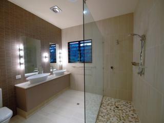 Solterra Estate Luxury Sunshine Coast Oasis Close to Airport and Beach - Mudjimba - 8