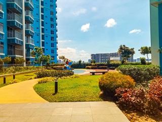 Elegant 1BR near Solaire, Okada, Mall of Asia - Manila - 8