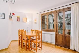 Carlina by Cardi Suites - Escarrilla - 2