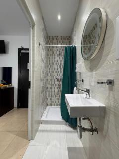 Magnolia Guesthouse St Julians - St. Julianʼs - 1