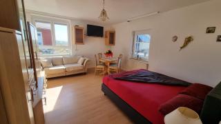 Fewo Linda - Gemütliche Ferienwohnung in direkter Bodenseenähe - Kressbronn am Bodensee - 0