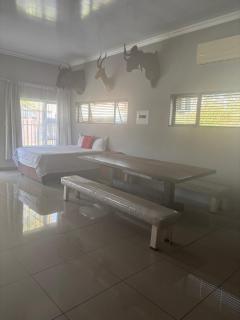 Shalom Guesthouse - Kuruman - 6