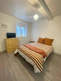 Studio cosy & pratique avec parking privé - Égletons - 0