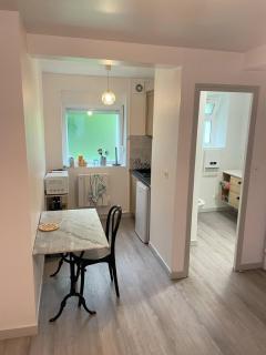 Studio cosy & pratique avec parking privé - Égletons - 1