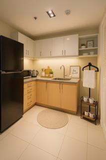 Cozy 1BR near Solaire, Okada, Mall of Asia - Manila - 8