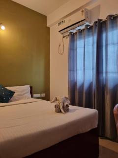 Sulthan Hotel & Restaurant - Cochin - 9