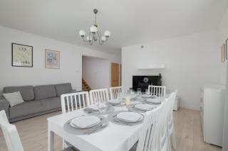 Willa Janiska - by Jantar Apartamenty Kołobrzeg - Colberga - 9