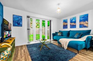 Luxury Three Bedroom House - Parking - Garden - Netflix 37SC - 4