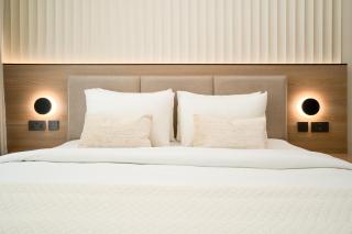 Sophisticated Urban 2-bedroom - 7