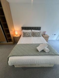 Zone 1 Bright and Modern 3 Bed Apt Hyde Park Central London - 3