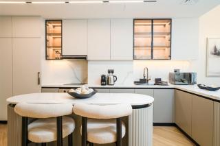 Sophisticated Urban 2-bedroom - 6