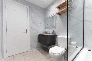 Central 2BR with Stunning Marina Skyline - Dubái - 6