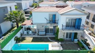 The Blue Mansion - Charming Family Villa in Çeşme - Çeşme - 0